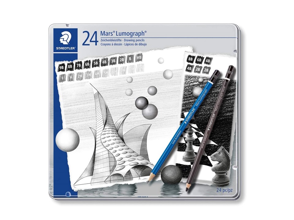Set de 12 Lápices de Dibujo con Estuche de Metal STAEDTLER Mars® Lumograph  (4 Mars® Lumograph Black) - Librería IRBE Bolivia